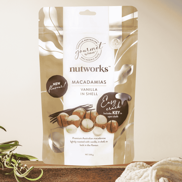 200g Easy Crack Macadamia in Vanilla Roasted in shell flavour
